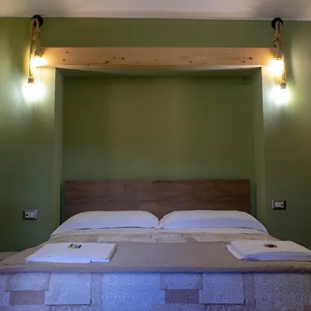 Sud E Magia קסטלמצאנו